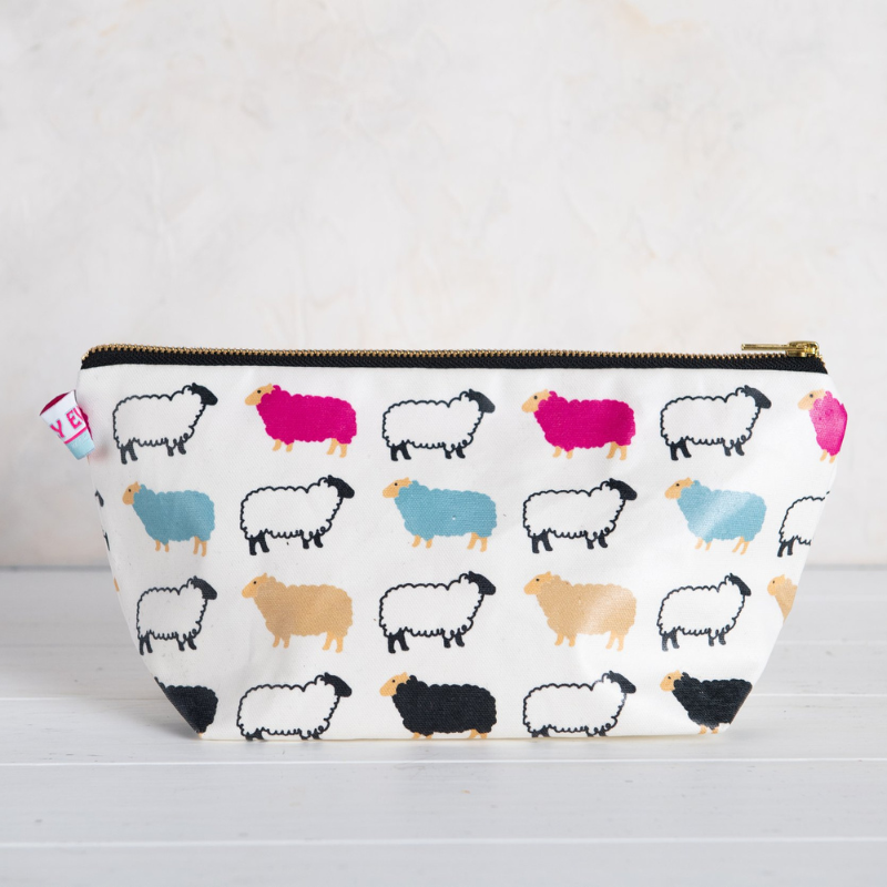 Hairy Coo Woolly Ewe Wash Bag